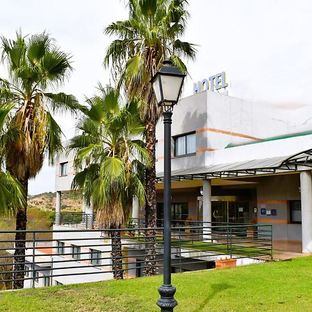 Hospedium Hotel Dona Mafalda De Castilla Plasencia Buitenkant foto
